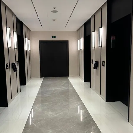 Kula West 65 Lux * Belgrad